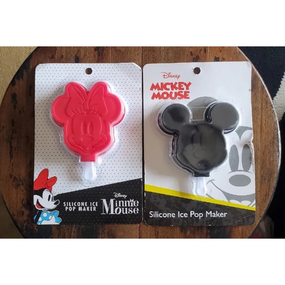 💜 Bundle of 2 Disney Mickey Mouse & Minnie Mouse Silicone Mold Ice Pop Maker